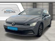 VW Golf, 1.5 TSI Life 96kW, Jahr 2022 - Traunreut