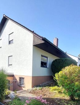 Gehobenes Mehrgenerationenhaus mit 5 SZ und Potenzial zum 3-FH in Cadolzburg - Cadolzburg