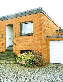 Hochwertiges Einfamilienhaus mit 6 Zimmer inkl. Garage, Garten, Kamin - Köln