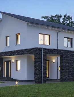 für kleine Waschbären - ein Kinderbad & ein riesiges Elternbad - Teutschenthal