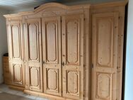 Fichte Landhaus Kleiderschrank -2.93 m breit - Rot (See)