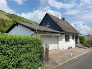 Jetzt in die eigenen 4 Wände ! Freistehendes Einfamilienhaus mit Garten +Sanierungszuschuss - Raumbach