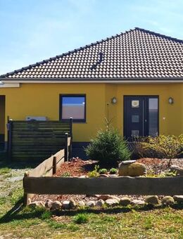 Bungalow mit Garage und Nebenräumen in Alt Kätwin - Wardow