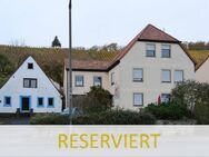 Einfamilienhaus in malerischen Winzerort mit ELW - Volkach