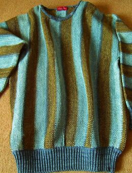 Pullover NEU Gr 54-56/L-XL Schönes Design senkrechte Streifen, Farben: Oliv-Khaki, Hell-/Dunkel Blau / Türkis. Lässig bequemer Schnitt. UNISEX. Festere Qualität, 100% BW, die nicht „ausleiert“. Extravagante u. ansprechende Farb-Kombination aus Italien. - Bad Oeynhausen