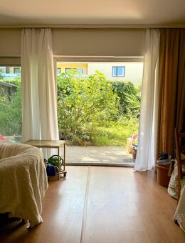 Ruhiges Wohnen mit überdachter Terrasse und Garten mit eigenem Feigenbaum - Bad Bergzabern