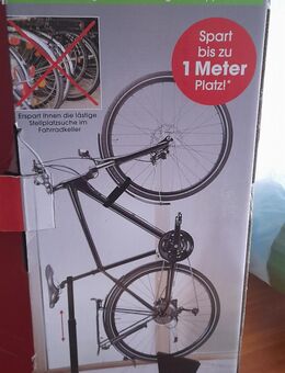 Fahrrad hochkant stellen - Stuttgart