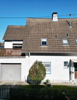 Doppelhaushälfte mit Potenzial in begehrter Lage von Gummersbach - Gummersbach