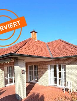 * RESERVIERT * Komfortables Wohnen auf einer Ebene - Attraktiver Einfamilienbungalow in Lohne - Lohne (Oldenburg)