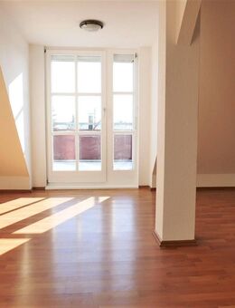 Wunderschönes DG-Appartement mit Balkon A-Bärenkeller - Augsburg