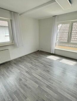 *** Gemütliche 3-Zimmer-Wohnung *** in Hainburg-Hainstadt - Hainburg