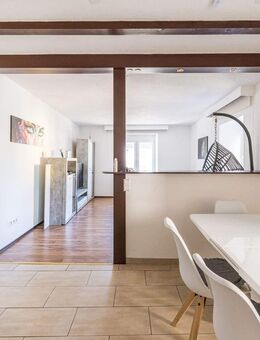 Reihenendhaus in Dangstetten mit 2 Wohnungen - Ideal für Kapitalanleger, nahe Schweiz - Küssaberg