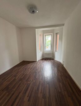 2,5 Zimmer Wohnung mit Balkon in Frohnhausen - Essen
