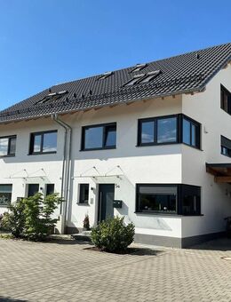 Moderne Doppelhaushälfte in bester Wohnlage in Niederneuching - Neuching
