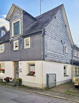 Gemütliches Fachwerkhaus mit viel Charme und Potenzial in 57271 Hilchenbach - Hilchenbach