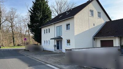 Idyllisches Dreifamilienhaus mit Garten