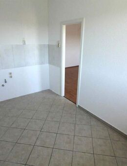 Auch Mietkauf möglich ! Attraktive neu renovierte 2-Raum-Wohnung in Teutschenthal - Teutschenthal