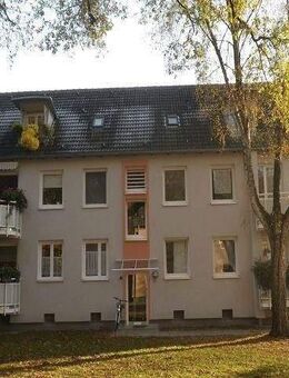 Tolle 2-Zimmer-EG-Wohnung mit Balkon - saniert und renoviert - Duisburg