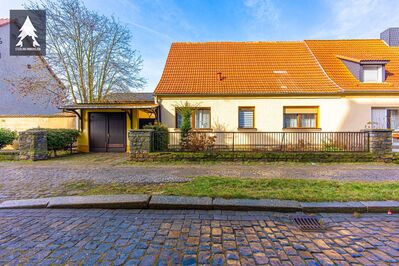 Einladende Doppelhaushälfte mit Garten in zentraler Lage
