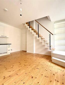 Moderne 2-Zimmer-Maisonette im ruhigen Seitenflügel von Prenzlauer Berg - Berlin