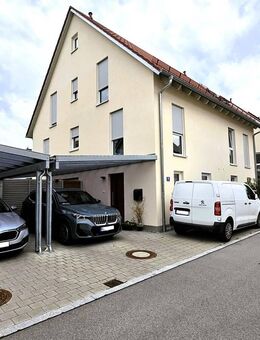 Das ist Ihr neues Glück! Hochwertig ausgestattete Doppelhaushälfte in Obertraubling in top Lage! - Obertraubling