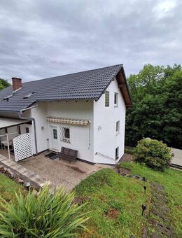 Gemütlich und geräumig wohnen in zwei Wohnungen mit großem Garten /Haus im Haus - Wald-Michelbach