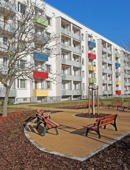 Klein aber fein! 1-Raum-Wohnung mit Dusche, Aufzug - Riesa