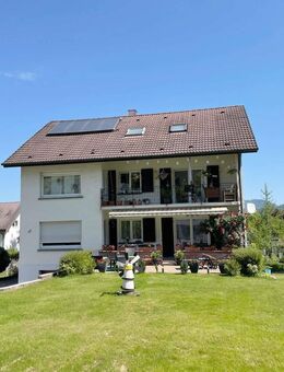 Charmantes 3-Familienhaus in guter Lage mit großem Grundstück - Berghaupten