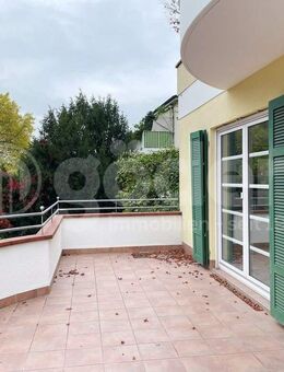 Mainblick garantiert-herrliche Etagenwohnung mit Balkon - Aschaffenburg