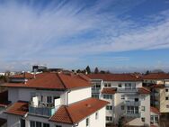 Sehr gute Rendite - schöne, dauerhaft vermietete DG-Wohnung im "betreuten Wohnen" - Straubing