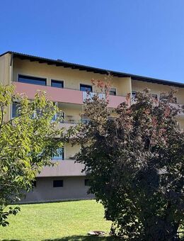Hier müssen Sie nur noch einziehen- renovierte 3,5-Zimmer-Wohnung mit EBK, Balkon und Garage - Gunzenhausen