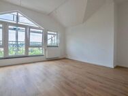 Großzügige 3-Zimmer-Dachgeschosswohnung mit traumhaftem Ausblick - Bad Salzschlirf