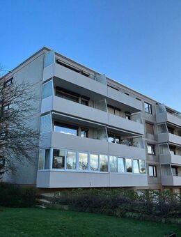 Bremerhaven//Geräumige 3-Zimmer Wohnung mit Balkon - Bremerhaven