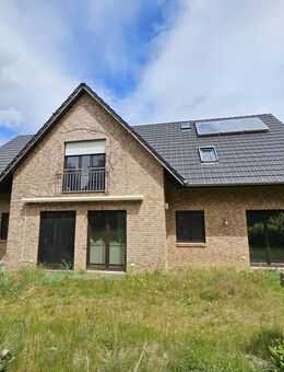 großes Bestandshaus mit drei möglichen Wohneinheiten in Traumhafter Lage! - Göhren-Lebbin