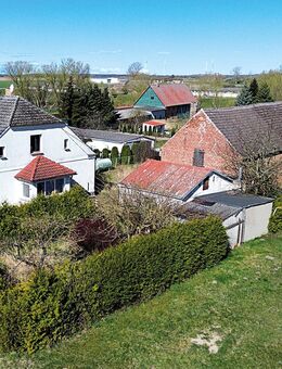 NACHVERKAUF - Doppelhaushälfte in 17392 Spantekow, Burgstraße 41 - Spantekow