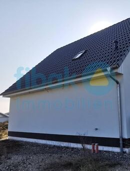 Ländlich leben, stadtnah wohnen: Ihr neues Haus in Elstertrebnitz - Elstertrebnitz