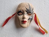 Masken aus Keramik, Deko-Masken - Markt Indersdorf