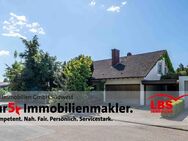 Raum für Visionen: Einfamilienhaus mit Einliegerwohnung in begehrter Lage - Singen (Hohentwiel)