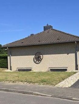 Großzügiger Bungalow in Mönchengladbach-Wickrathahn - Mönchengladbach
