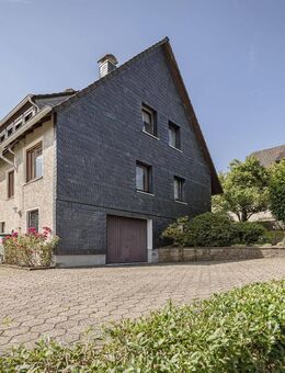 Einzigartig und begehrt: Großzügiges Zweifamilienhaus mit Sonnengrundstück auf Homberge - Ennepetal (Stadt der Kluterhöhle)
