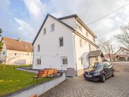 Saniertes Mehrfamilienhaus mit 3 Einheiten und Garagen - Bad Schussenried