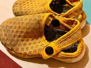 Kinderschuhe Schlappen gelb 27 zu verschenken - Dorfen