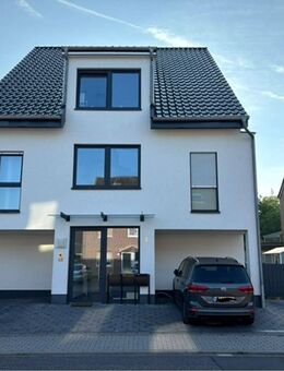 Stilvoll und Ländlich, moderne Maisonette-Wohnung mit Blick ins Grüne - Korschenbroich