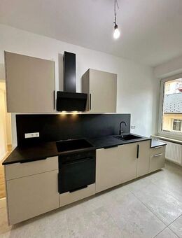Frisch kernsanierte 2,5-Zimmer-Wohnung in Fürth - Fürth