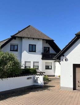 4-Zimmer-Wohnung in Heroldsbach, gehobene Ausstattung, Ortsrandlage - Heroldsbach