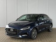 Hyundai i30, 1.5 T-GDi Fastback MHEV Life V &H m m Kurvenl Sitz & Lenkr Heiz Alu16, Jahr 2024 - Achern