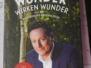 Eckart von Hirschhausen: Wunder wirken Wunder. Wie Medizin und Magie und heilen. Buch, 19,95 Euro Neupreis, 5,- - Flensburg