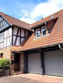 Traumhaftes, freistehendes Einfamilienhaus mit wunderschönem Garten in Caldern - Lahntal