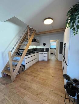 Zeitgemäßes Wohnen auf zwei Ebenen - Neubau Maisonettewohnung - Lippstadt