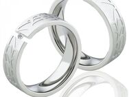 Edelstahlringe LUC50 mit Diamant und Etui - Aholming